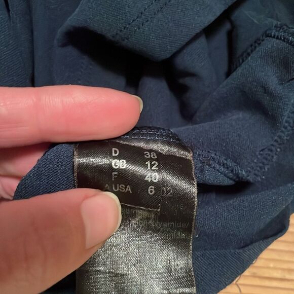 Oui Women’s Blue Tank Top/ Camisole V Neck Lace Sheer Back Size 6 - Picture 9 of 9